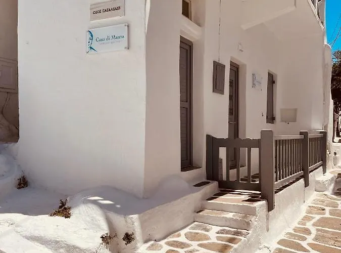 Casa Di Manto Traditional